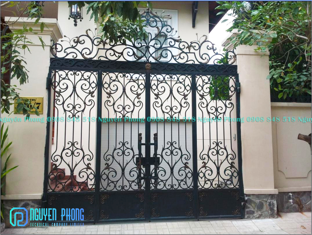 TOP 40 MẪU CỔNG SẮT NGHỆ THUẬT – CỔNG BIỆT THỰ, VILLA SẮT UỐN CỔ ĐIỂN SANG TRỌNG cong-sat-nghe-thuat-biet-thu-co-dien-nguyen-phong-321.jpg
