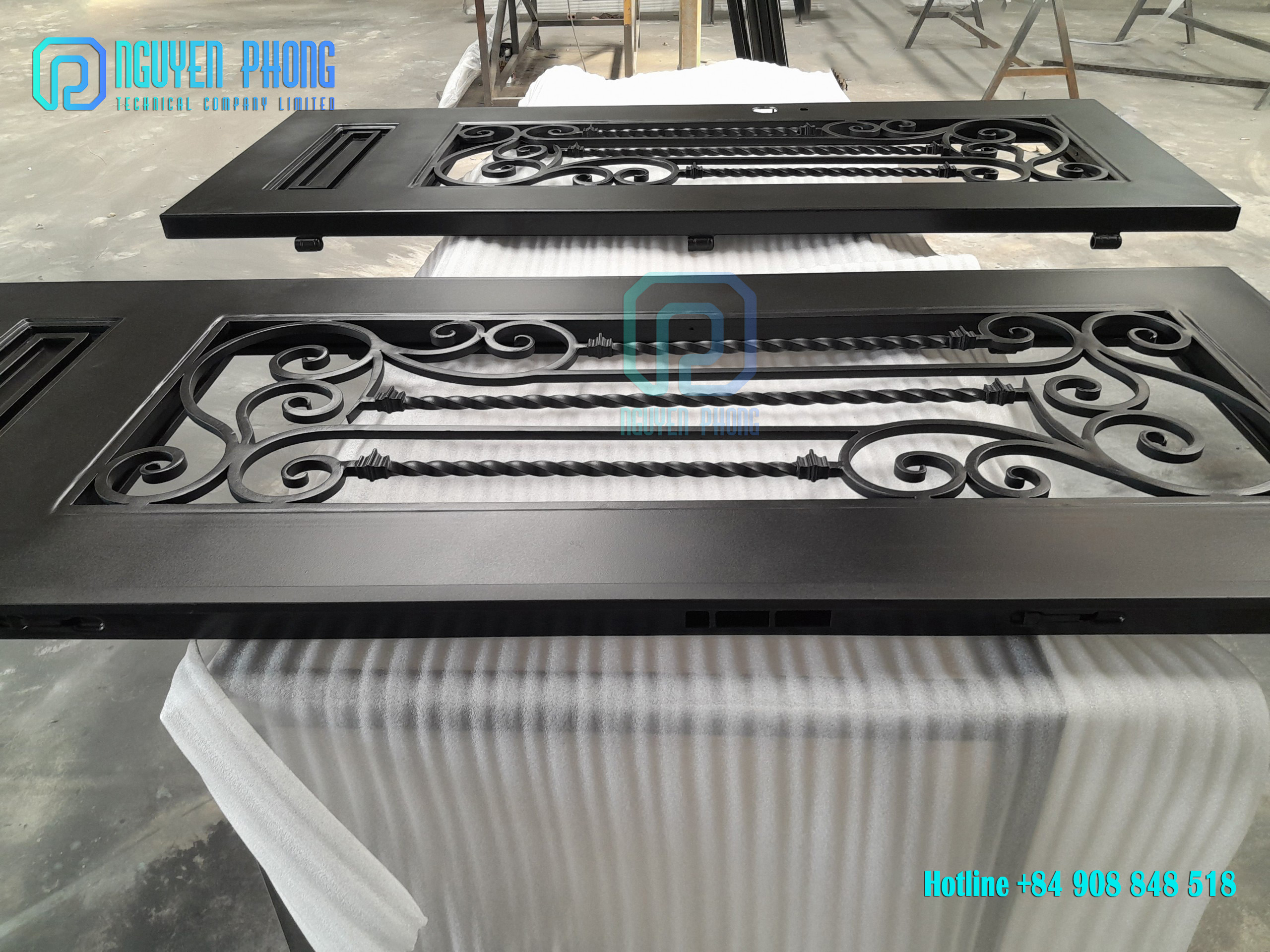 entry-iron-door-wholesale-door-wrought-iron-door-manufacturer-1.jpg