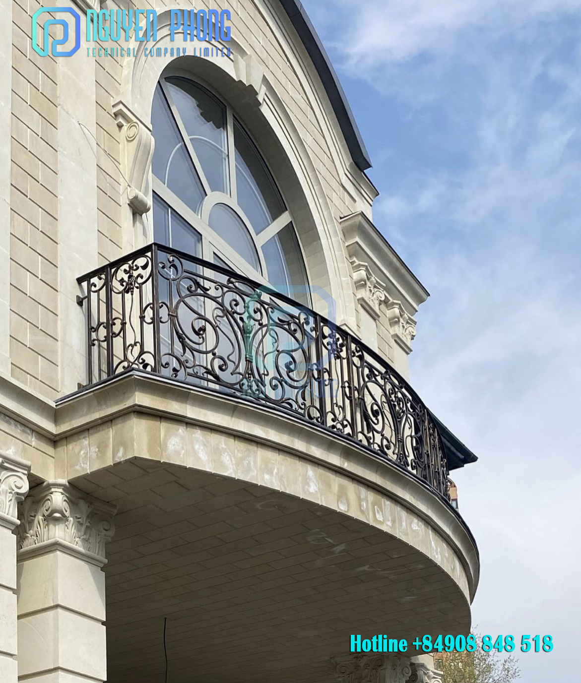 iron-balcony-railing-design-wrought-iron-railing-balcony-grill-designs-22.jpg