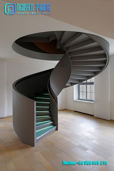 iron-spiral-staircase-beautifull-curved-stair-design-5.jpg