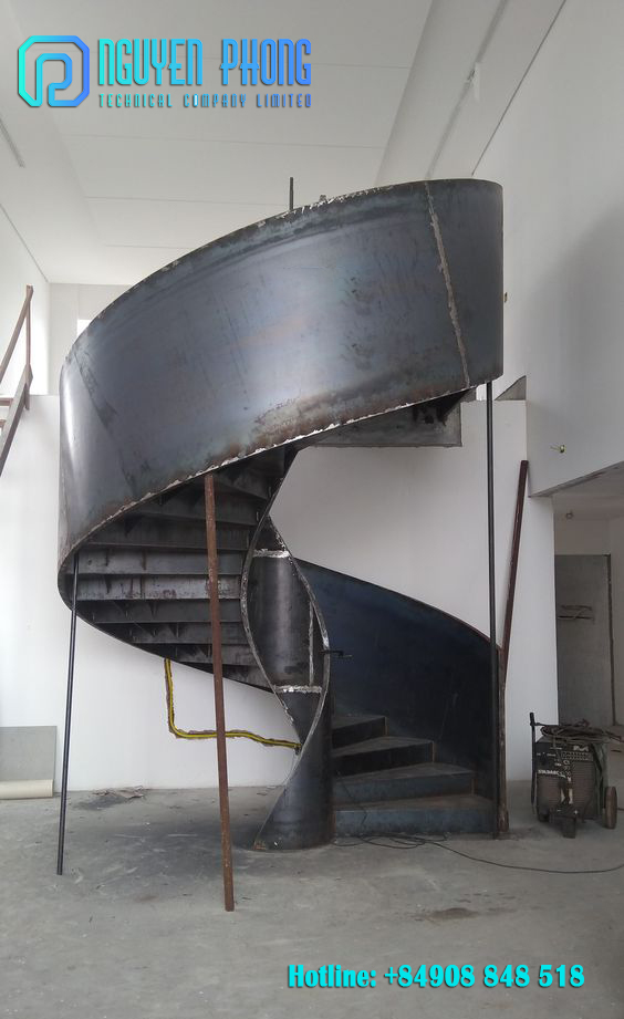 iron-spiral-staircase-beautifull-iron-stair-4.jpg