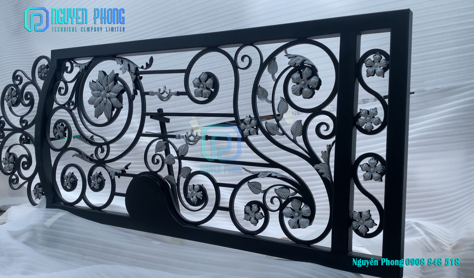 wrought-iron-main-gate-iron-gate-design-dip-hot-galvanization-villa.jpg