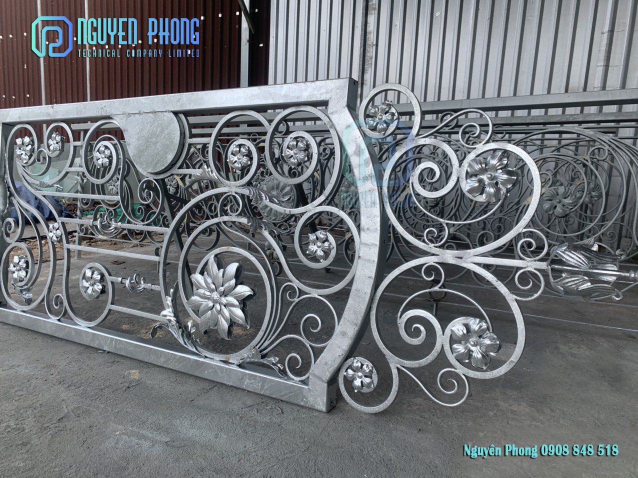 wrought-iron-main-gate-iron-gate-design-hot-dip-galvanize-1.jpg