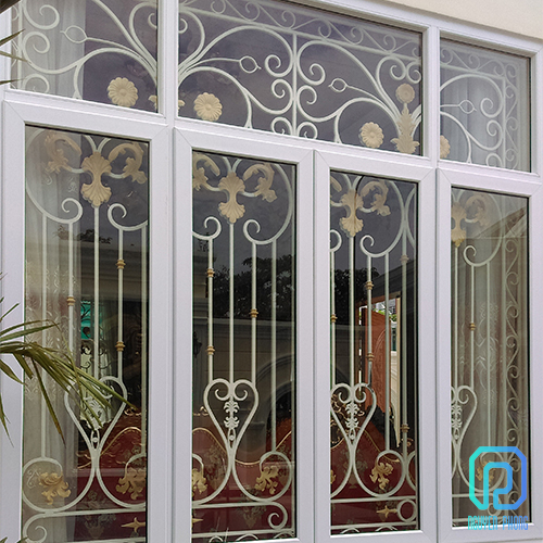 wrought-iron-window-grill-decorative-wrought-iron-grille-11.jpg
